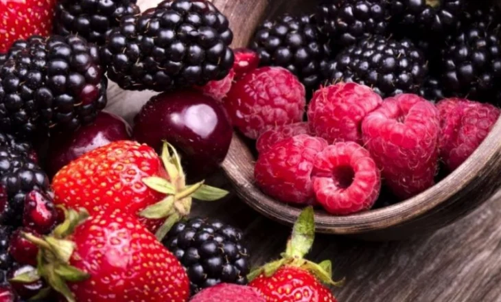 Zbulohet hepatiti A në fruta të ngrira të malit nga Serbia në tregun gjerman