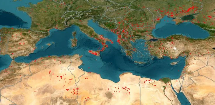 Zjarret e shpërndara në Mesdhe: NASA kap imazhe të qarta të vatrave aktive
