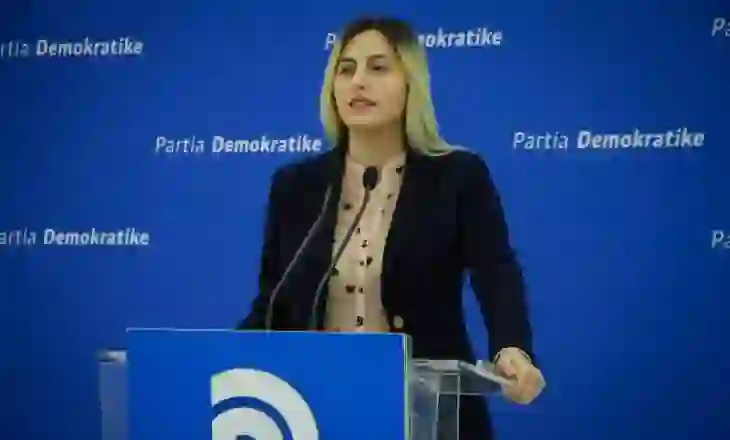 Zjarri masiv në Delvinë shkakton dëme të mëdha, Zhupa: Duhet ndërhyrje urgjente nga ajri