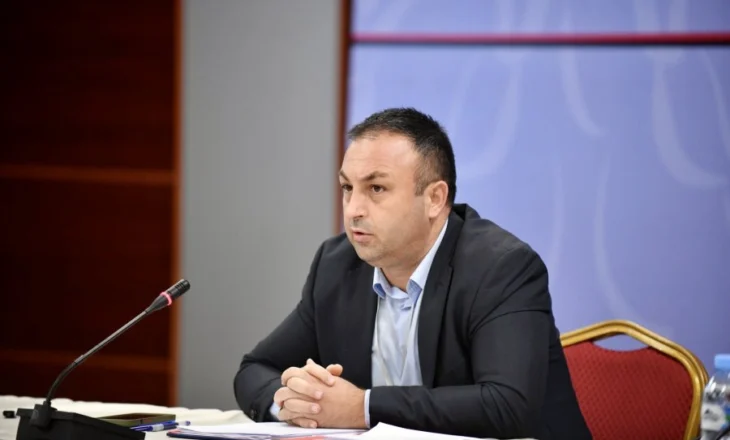 “Zjarrvënia e qëllimshme, do të përballet me përgjegjësinë”/ Situata me zjarret, paralajmëron ministri: Ata që…