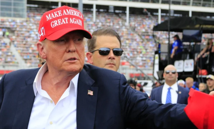 Zotimi më i ri i Trump: Do ndryshoj recetën e Coca Colës