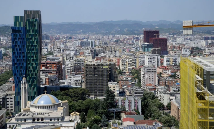 A ia vlen të investosh në blerjen e pronave? Tregu mund ta ketë arritur “majën”