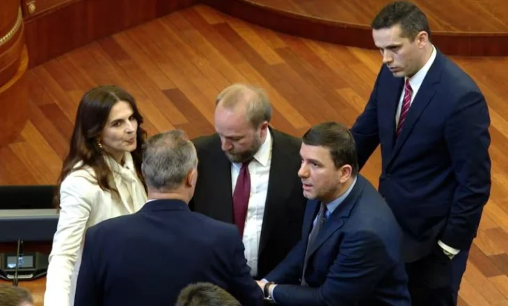 A janë zgjedhjet zgjidhje për krizën në Kosovë?
