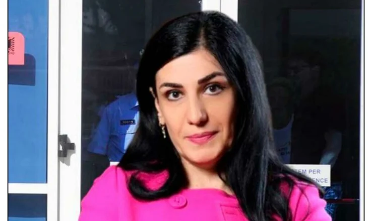 Aferat e Mirlinda Karçanajt të AKSHI-t, ja tenderët e dyshimtë me vlerë miliona euro që shpërndahen në duar të një …
