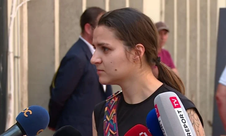 “Ai mendoi se do të jetonte”/ Mes lotësh, vajza e Naun Shundit ndan dhimbjen për humbjen e babait: E hëngri kanceri nga brenda, po përgatitej për shfaqje