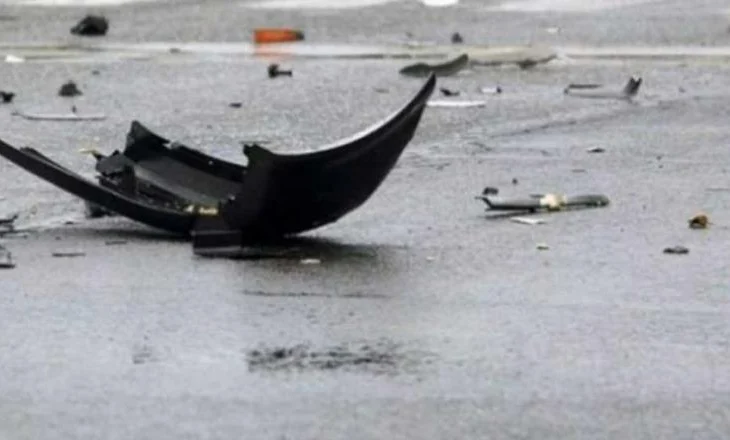 Aksident i rëndë në Berat, ndërron jetë shoferi 29-vjeçar, plagoset pasagjerja
