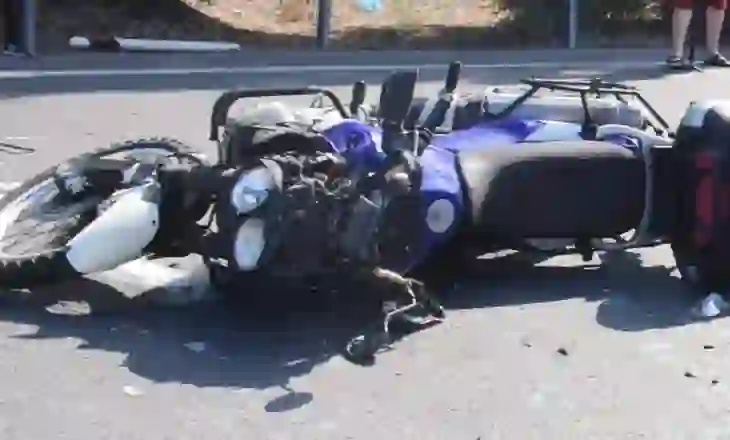 Aksident i rëndë në Greqi, humb jetën 20-vjeçari shqiptar, shoferi i mitur i motorit në gjendje të rëndë