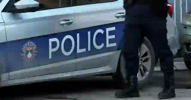 Aksident i rëndë në Pejë, makina përplaset me shtyllën, ndërron jetë në spital shoferi