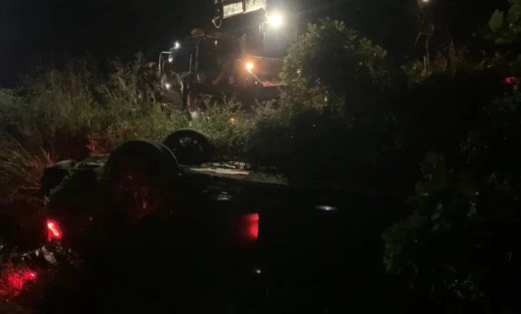 Aksident në Lezhë/ Makina i preu rrugën, automjeti tjetër përfundon në parcelën anës rrugës, tre të plagosur
