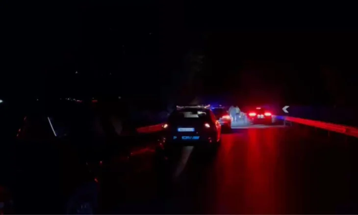Aksident tragjik në Korçë, makina përplas për vdekje 50-vjeçaren pranë fshatit Voskop