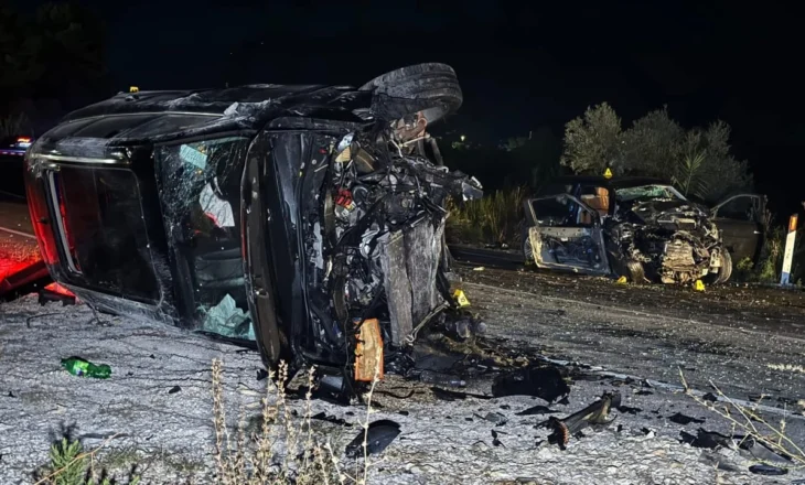 Aksidenti tragjik në Delvinë, e plagosura niset drejt Tiranës. Dy motrat e familjes Dhimaku ndërrojnë jetë