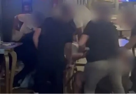 Aksion ‘blic’ në Tiranë, arrestohet 4 të rinj me kokainë, u sekuestrohet drogë, para dhe makina
