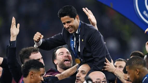 Al Khelaifi zbarkon në dhomën e zhveshjes së PSG-së: Mos u ndalni, duhet t’i fitojmë të gjitha