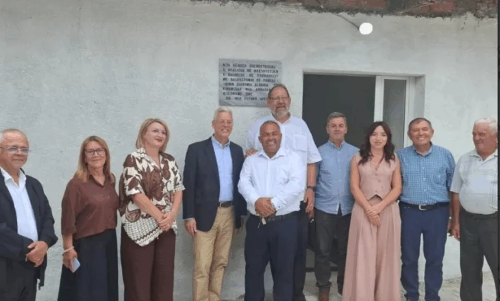 Ambasadori gjerman viziton fshatin Bisnicë në Pogradec
