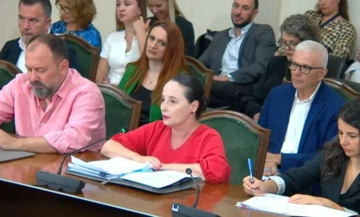 “Antikushtetuese”/ Mblidhet Komisioni për Çështjet evropiane, bojkoton opozita, Tabaku: Mbledhja jashtë sesionit