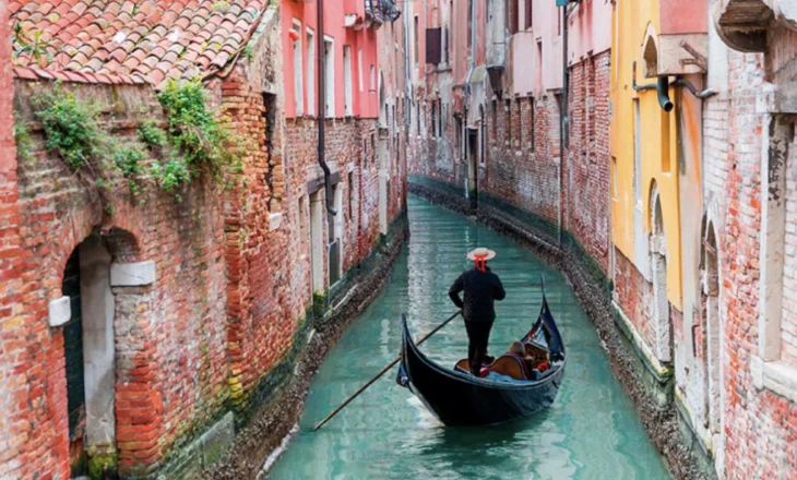 Arkitektura e qytetit lundrues: Si u ndërtua Venecia?