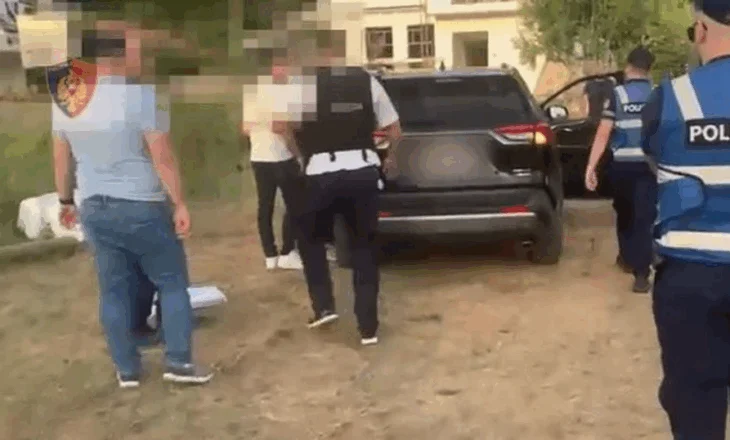 Arrestohen motër e vëlla në Dimal, binjakët “furnizonin” qytetin me kokainë