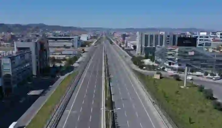 Autostrada Tiranë-Durrës në rikonstruksion, shpallet fituesi për tenderin e aksit Vorë-Ura e Dajlanit