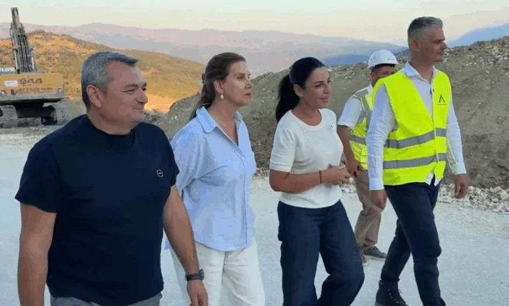 Balluku inspekton punimet për ndërtimin e aksit Berat-Ballaban: I aksesueshëm brenda këtij viti!
