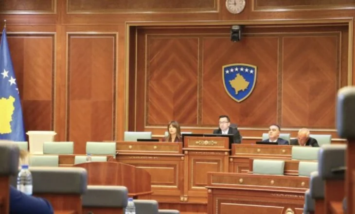 Basha e shpall të mbyllur konstituimin e Kuvendit pa zgjedhjen e njërit nënkryetar, thërret mbledhje të Kryesisë për të hënën