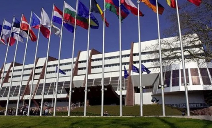 Bashkimi Europian përpjekje për të qetësuar marrëdhëniet me SHBA-në, pezullon tarifat
