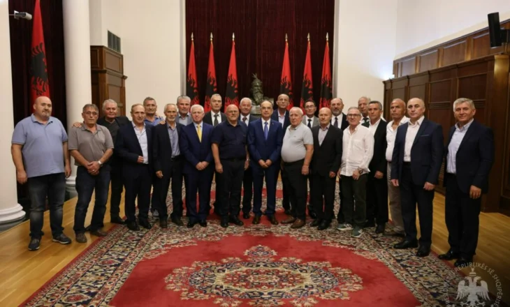 Begaj nderon luftëtarët e parë të çlirimit të Kosovës: Veprat tuaja do të mbeten të paharruara