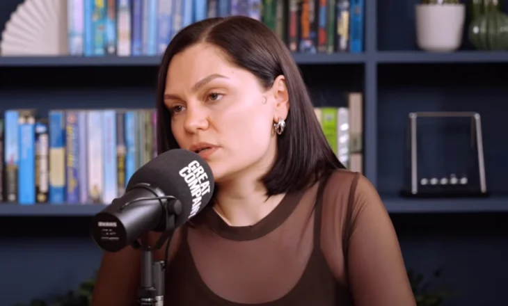 Beteja me kancerin e gjirit, Jessie J anulon datat e turneut për shkak të operacionit të dytë