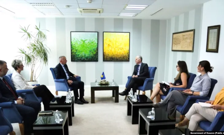 Bislimi: Mbrojtja e të drejtave të shqiptarëve në Serbi është domosdoshmëri