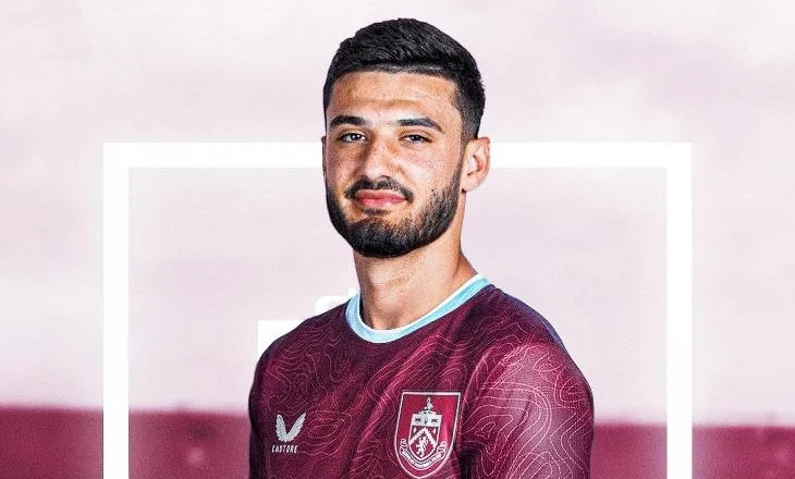 Chelsea shet përfundimisht Armando Brojën, sulmuesi kuqezi kalon te Burnley për 23 mln euro