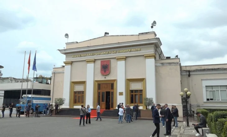 Cilët do të jenë deputetët e ardhshëm? Kush rikthehet dhe kush ulet për herë të parë në Parlament