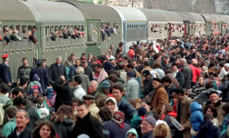 Dëbuan me forcë mbi 800 mijë civilëve shqiptarë më 1999, prokuroria: 21 të dyshuarit patën kontroll të plotë mbi ushtrinë e policinë serbe