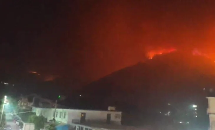 Delvina në situatë të jashtëzakonshme nga zjarri, spitali heq bombolat e oksigjenit për shmangien e shpërthimeve! Flakët rrethojnë qytetin, nisin evakuimet