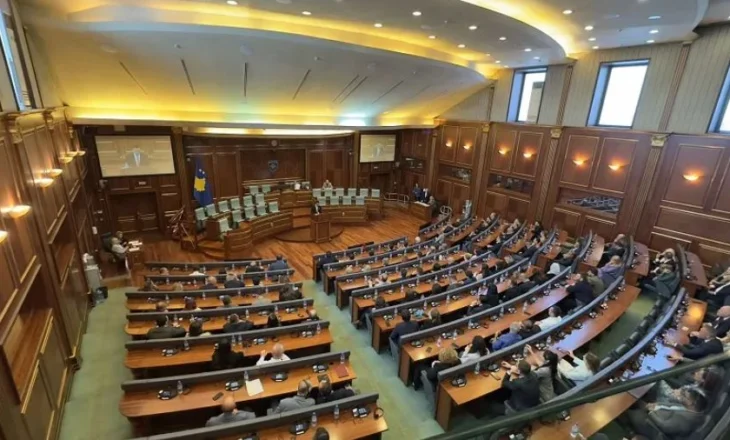 Dështon konstituimi i Kuvendit në Kosovë/ Shkak mungesa e konsensusit për emrin e nënkryetarit serb