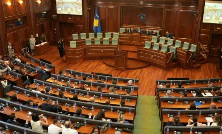 Dështon përsëri konstituimi i Kuvendit të Kosovës, dy kandidaturat e LVV-së nuk i bindin kolegët