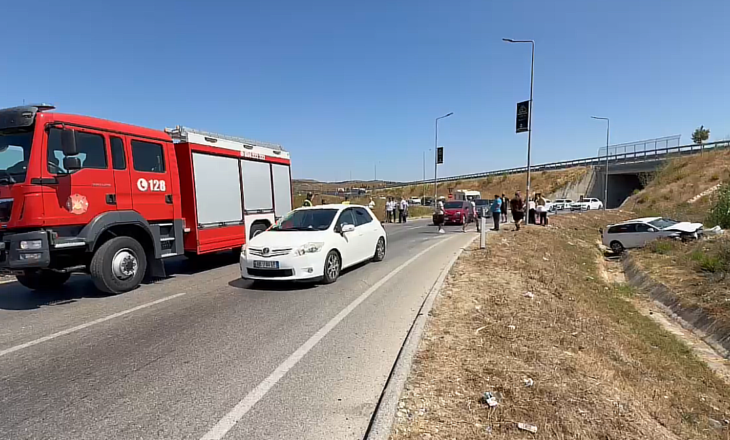 Detaje nga aksidenti me 1 viktimë në Levan, një prej shoferëve dyshohet se i ra të fikët (Video)