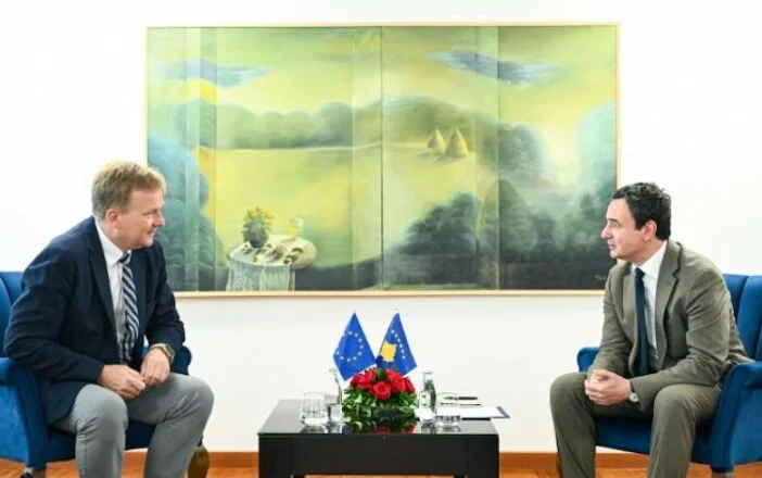 Dialogu Serbi-Kosovë Sorensen/ Kurti takim me të dërguarin e BE-së, zbardhet fokusi i diskutimit