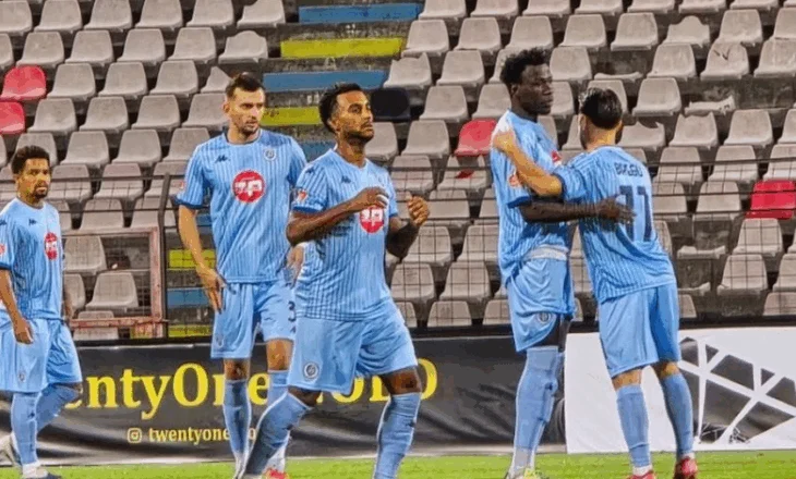 Dinamo plot personalitet, shkund Vllazninë në “Elbasan Arena”