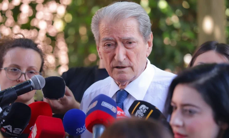 “Do luftoj deri në fund, jo për vete”/ Berisha pas daljes nga SPAK: Po fshihen krime monstruoze të prokurorëve