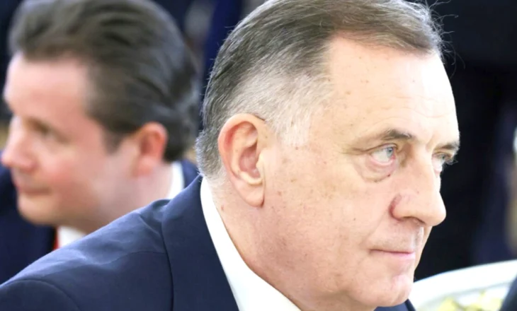 Dodik nuk heq dorë nga pushteti, Republika Srpska po hyn në një krizë të re, si ish-presidenti e shkeli ligjin përsëri
