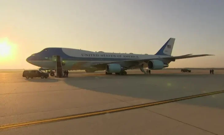 Donald Trump niset për në Alaska, postimi i Presidentit të SHBA nga bordi i “Air Force One”