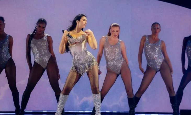 Dua Lipa: Ejani me mua, prapa skenave të festivalit  “Sunny Hill”