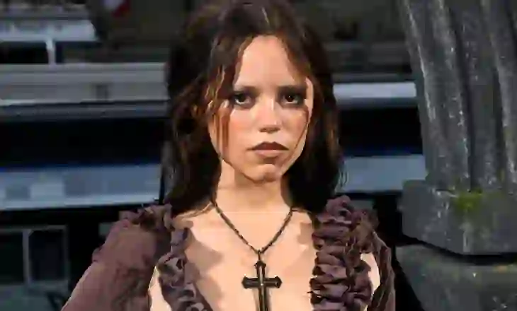 “E kam ditur si është të mos kesh zë”/ Jenna Ortega rrëfen anën e errët të karrierës së saj në Hollywood