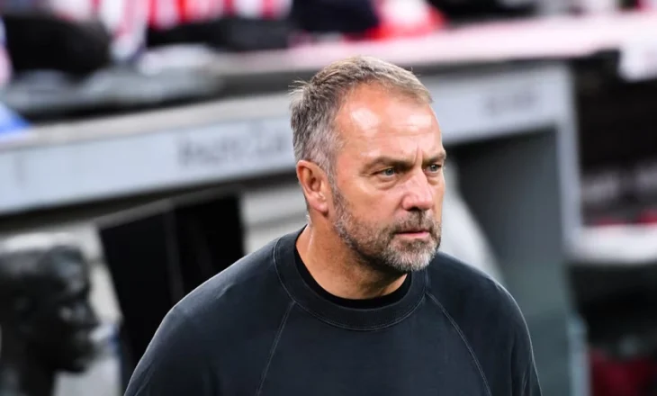 E kërkojnë më ngulm Man. United dhe Chelsea, Flick del kundër drejtuesve të Barcelonës për yllin e ri të mesfushës