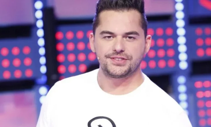 E kishin thirrur për të kënduar në dasmë, dhëndri dhe dasmorët rrahin Shpat Kasapin