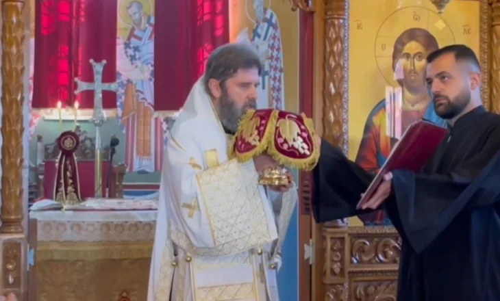 E premtja e “Fjetjes së Hyjlindjes”, kryepeshkopi Joan lutet të shuhen zjarret: Nuk bëjmë dot pa Perëndinë!