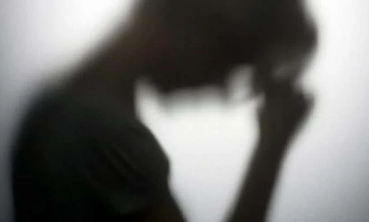 E rëndë/ Deputeti i njohur dhe familja e tij dhunohen, arrestohet agresori
