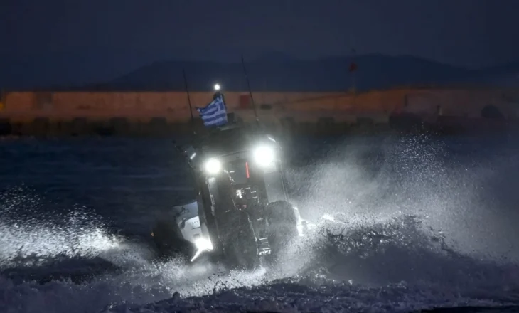 E rëndë në Greqi, turistët 12 dhe 20-vjeçar u futën për zhytje me maska në Halkidiki, por u zhdukën!