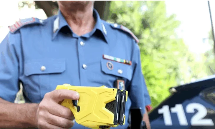 E rëndë/ Vdes 47-vjeçari shqiptar në Itali pasi u qëllua me armë elektrike nga policia