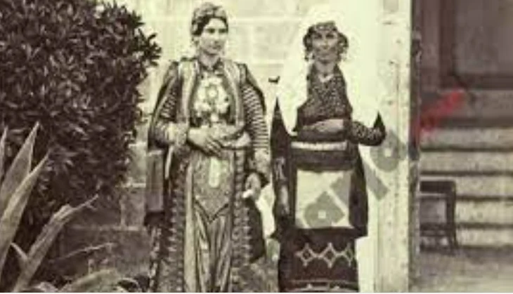 E tmerrshme/Si i fshehën serbët fotografitë 150 vjeçare për Shqipërinë