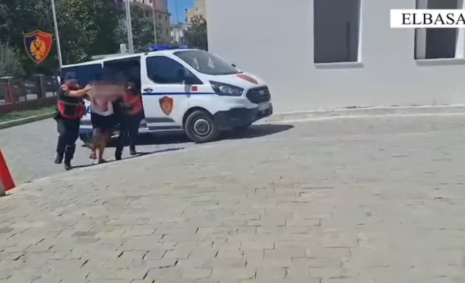 Elbasan/ U kap me lëndë narkotike gati për shitje, pranga 31 vjeçarit
